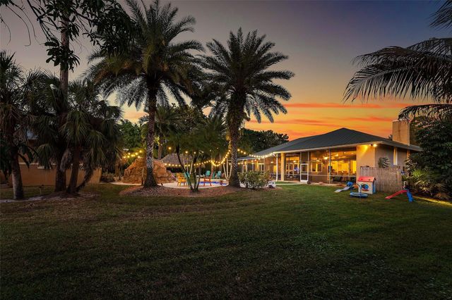 7033 NW 63rd Way, Parkland, FL 33067