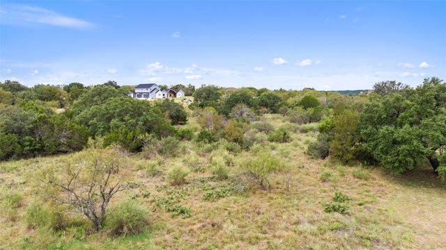 108 Cross TRL, Spicewood, TX 78669