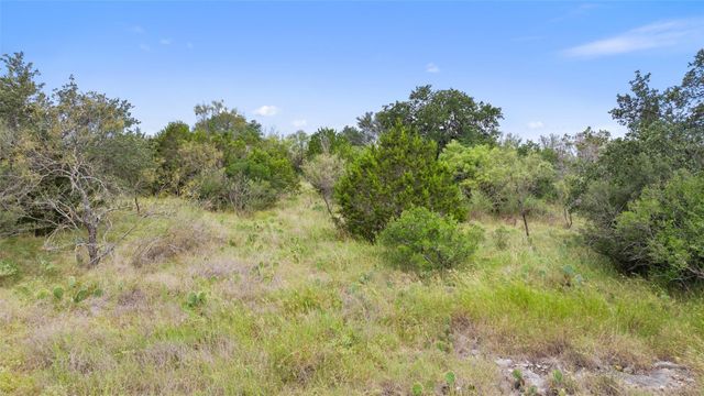 108 Cross TRL, Spicewood, TX 78669