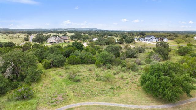 108 Cross TRL, Spicewood, TX 78669