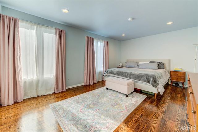 114 W Pine Place 7, St Louis, MO 63108