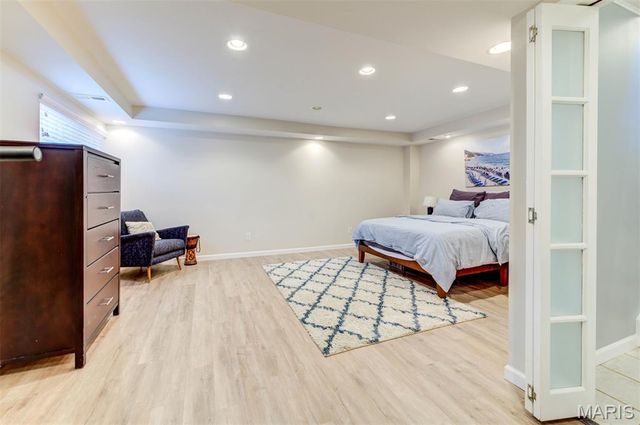 114 W Pine Place 7, St Louis, MO 63108