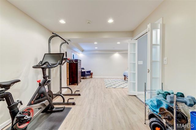 114 W Pine Place 7, St Louis, MO 63108