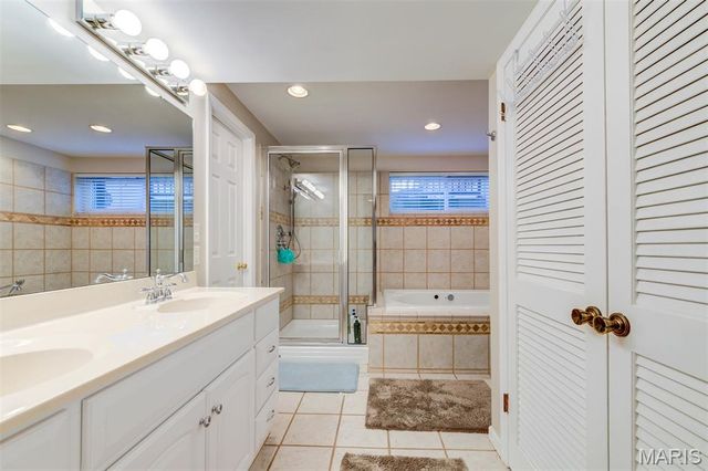 114 W Pine Place 7, St Louis, MO 63108