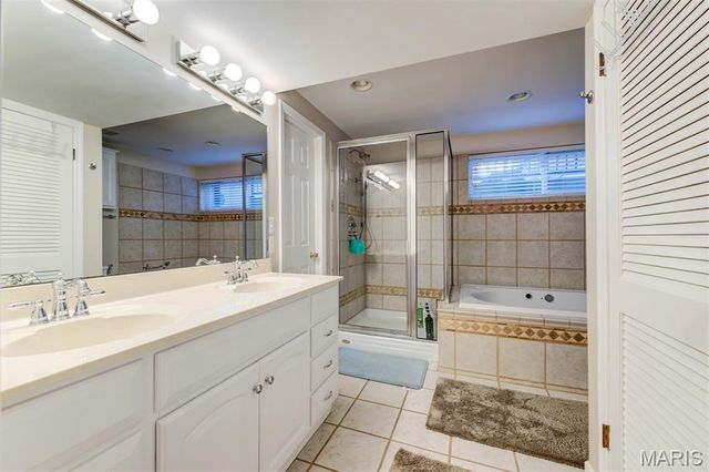 114 W Pine Place 7, St Louis, MO 63108