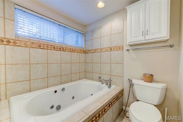 114 W Pine Place 7, St Louis, MO 63108