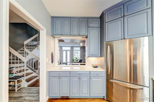 114 W Pine Place 7, St Louis, MO 63108