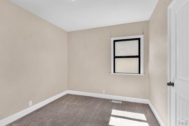 622 Brown Ave, Pueblo, CO 81004