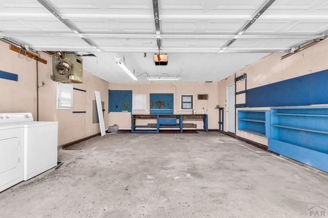 622 Brown Ave, Pueblo, CO 81004