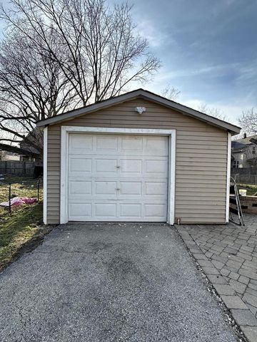 5810 20th AVENUE, Kenosha, WI 53140