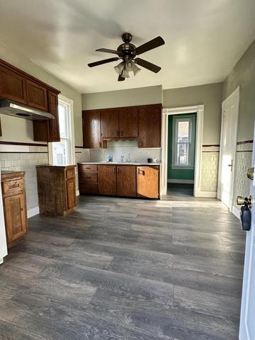 5810 20th AVENUE, Kenosha, WI 53140