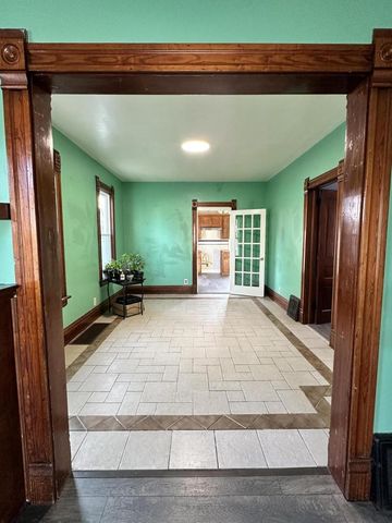 5810 20th AVENUE, Kenosha, WI 53140