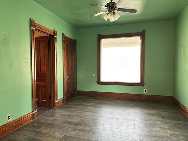 5810 20th AVENUE, Kenosha, WI 53140