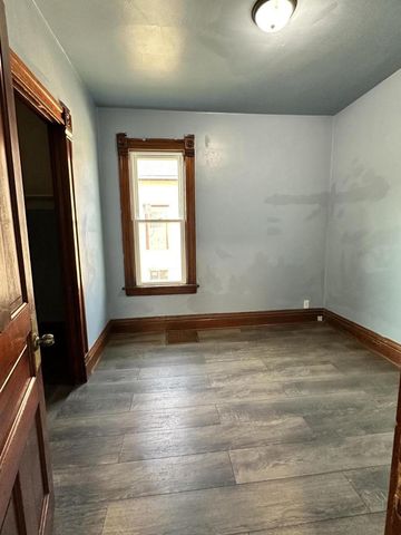 5810 20th AVENUE, Kenosha, WI 53140