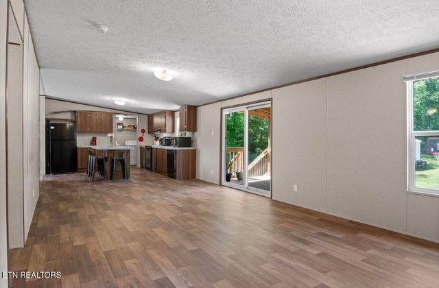 934 Holly Glen Ln, Decatur, TN 37322