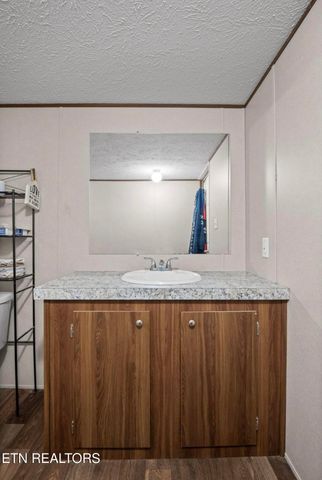 934 Holly Glen Ln, Decatur, TN 37322