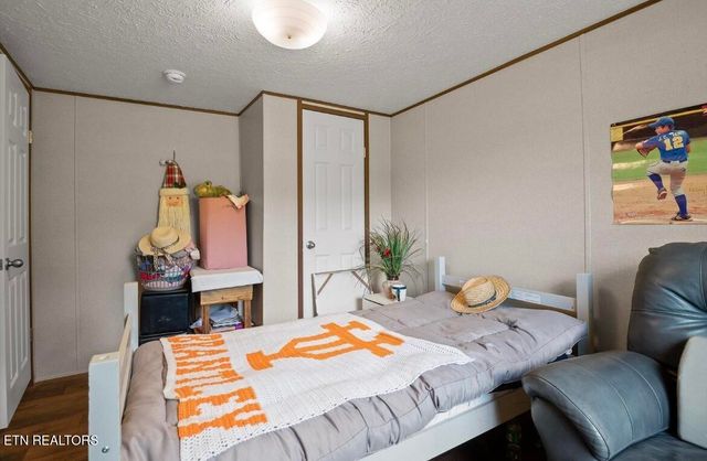 934 Holly Glen Ln, Decatur, TN 37322