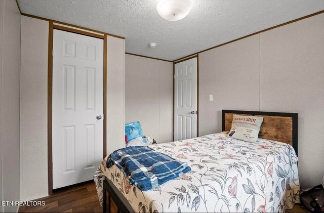 934 Holly Glen Ln, Decatur, TN 37322