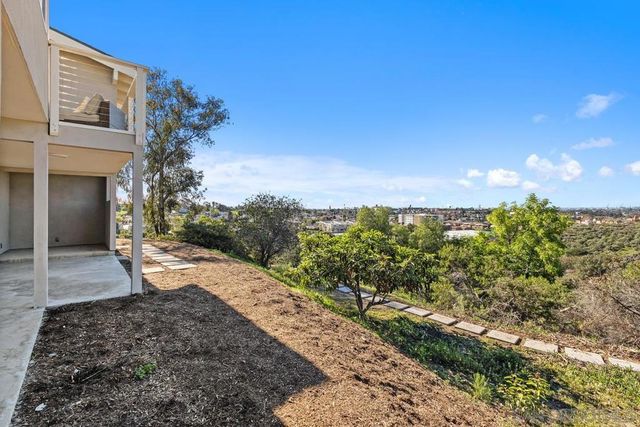 700 Selma Pl, San Diego, CA 92114