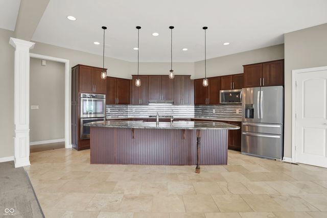11526 Wood Hollow Trail, Zionsville, IN 46077