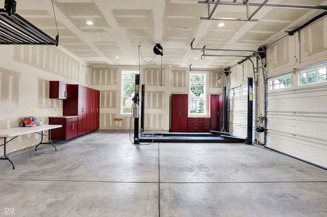 11526 Wood Hollow Trail, Zionsville, IN 46077