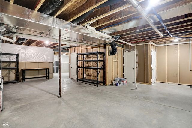 11526 Wood Hollow Trail, Zionsville, IN 46077