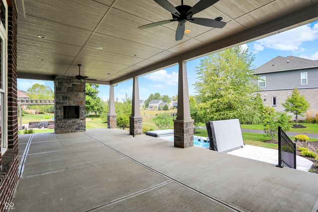 11526 Wood Hollow Trail, Zionsville, IN 46077