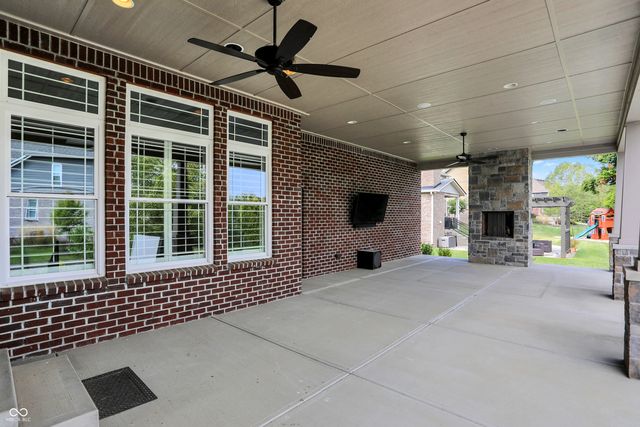 11526 Wood Hollow Trail, Zionsville, IN 46077