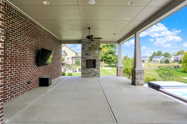 11526 Wood Hollow Trail, Zionsville, IN 46077