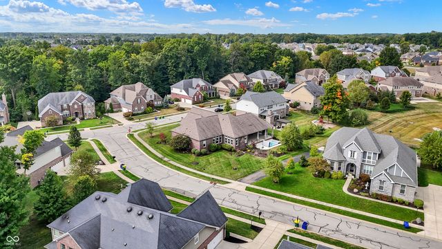 11526 Wood Hollow Trail, Zionsville, IN 46077