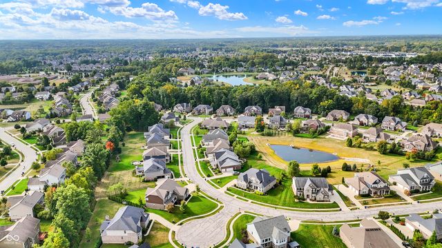 11526 Wood Hollow Trail, Zionsville, IN 46077