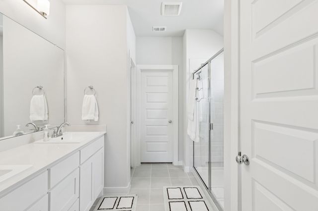 581 Chase Creek Drive, Lavon, TX 75166