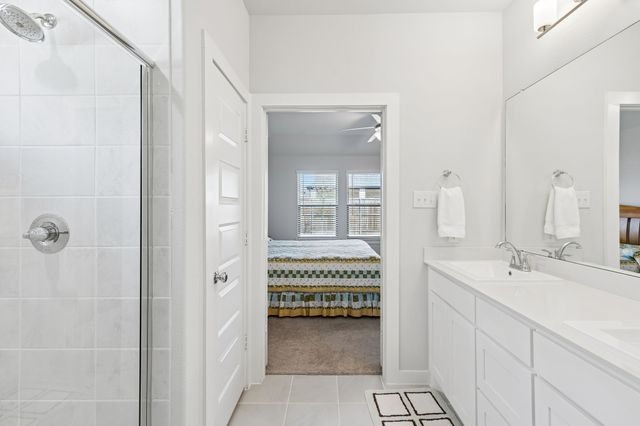 581 Chase Creek Drive, Lavon, TX 75166