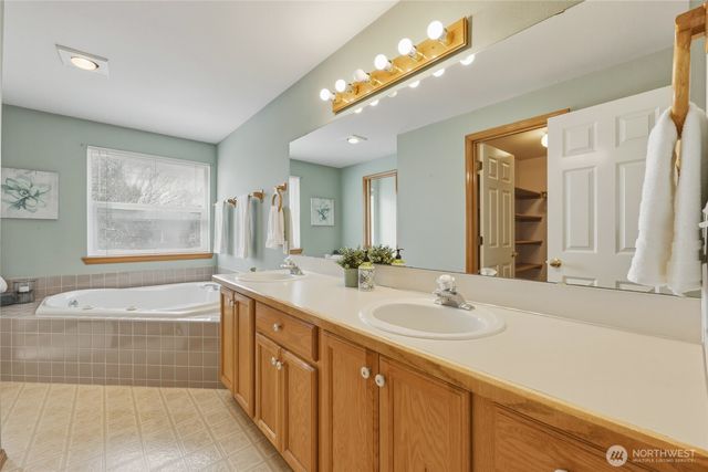 6304 57th Place SE, Lacey, WA 98513