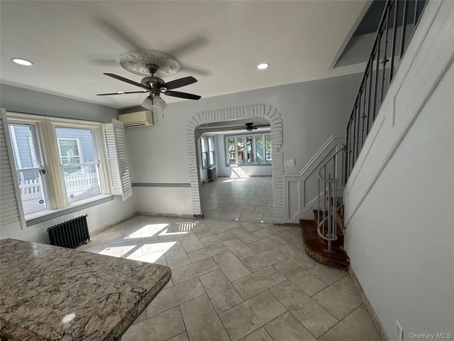 7332 53rd Road, Maspeth, NY 11378