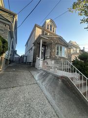 7332 53rd Road, Maspeth, NY 11378