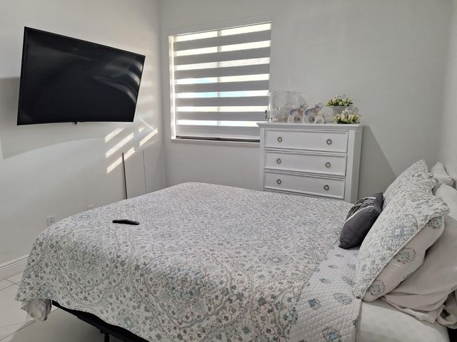 616 TROPICANA PARKWAY W, Cape Coral, FL 33993