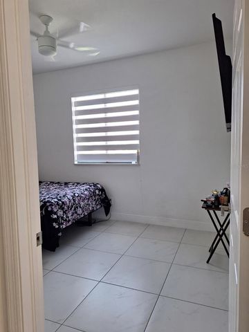 616 TROPICANA PARKWAY W, Cape Coral, FL 33993