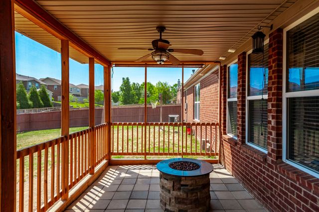 1006 Abberley Cir, Hendersonville, TN 37075