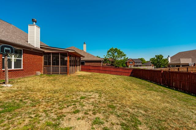 1006 Abberley Cir, Hendersonville, TN 37075