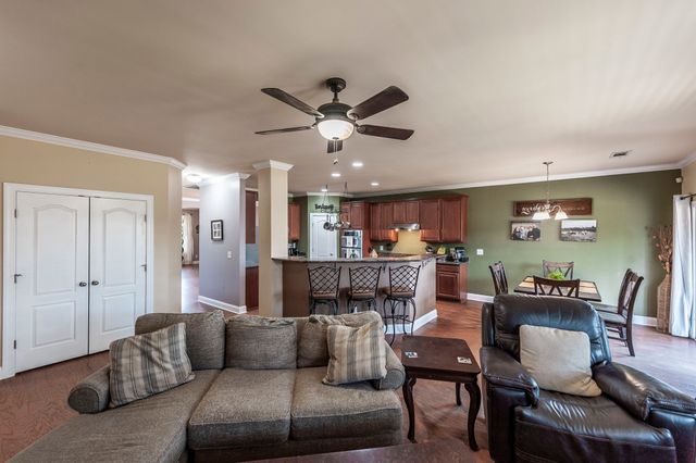 1006 Abberley Cir, Hendersonville, TN 37075