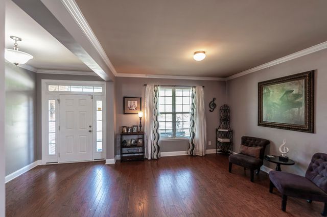 1006 Abberley Cir, Hendersonville, TN 37075