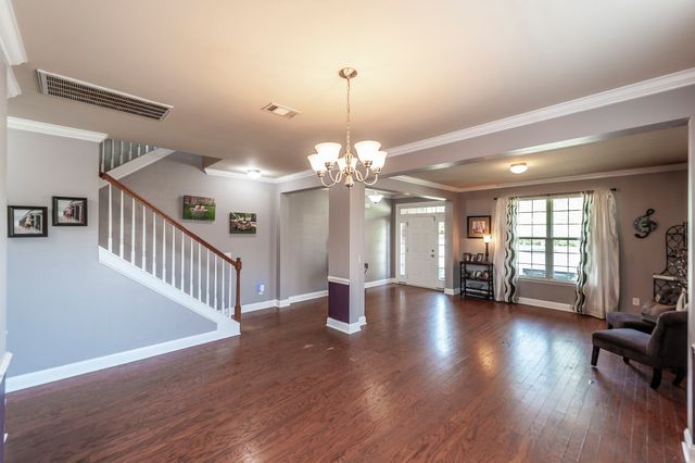 1006 Abberley Cir, Hendersonville, TN 37075