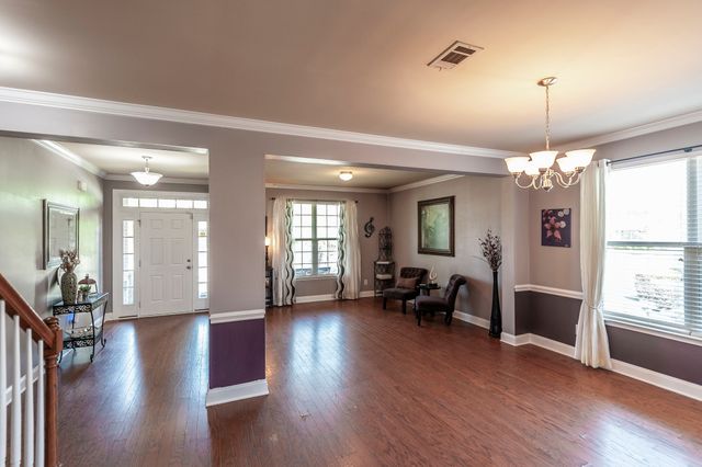 1006 Abberley Cir, Hendersonville, TN 37075