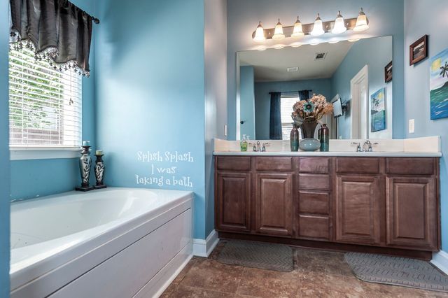 1006 Abberley Cir, Hendersonville, TN 37075