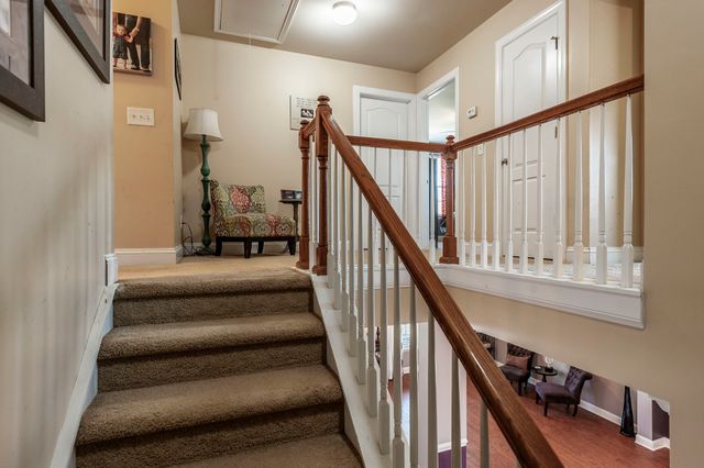 1006 Abberley Cir, Hendersonville, TN 37075