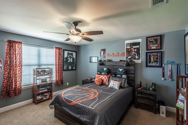 1006 Abberley Cir, Hendersonville, TN 37075