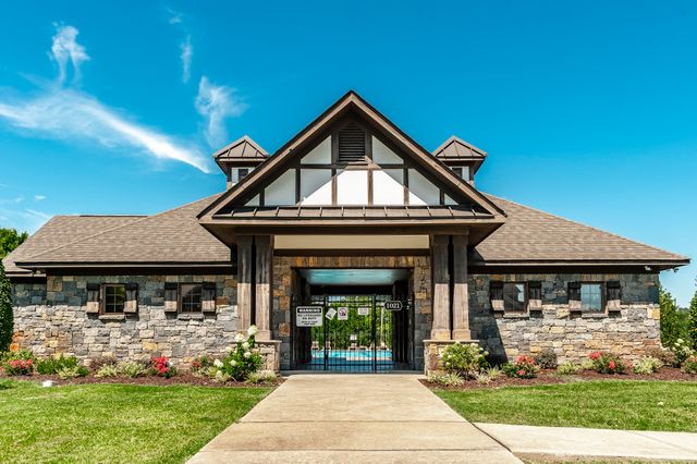 1006 Abberley Cir, Hendersonville, TN 37075
