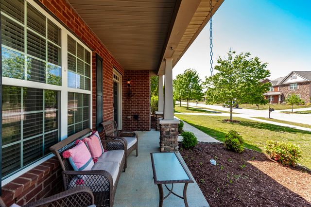 1006 Abberley Cir, Hendersonville, TN 37075