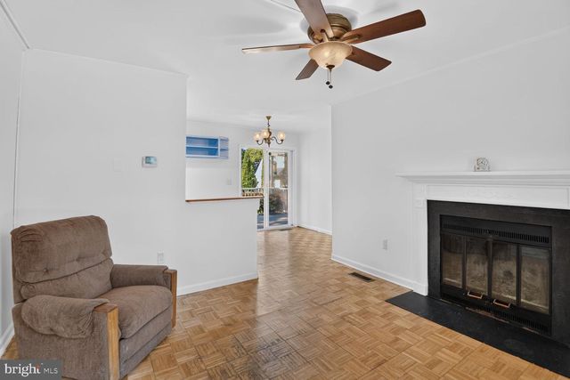 1017 HYDE PARK DR, Annapolis, MD 21403
